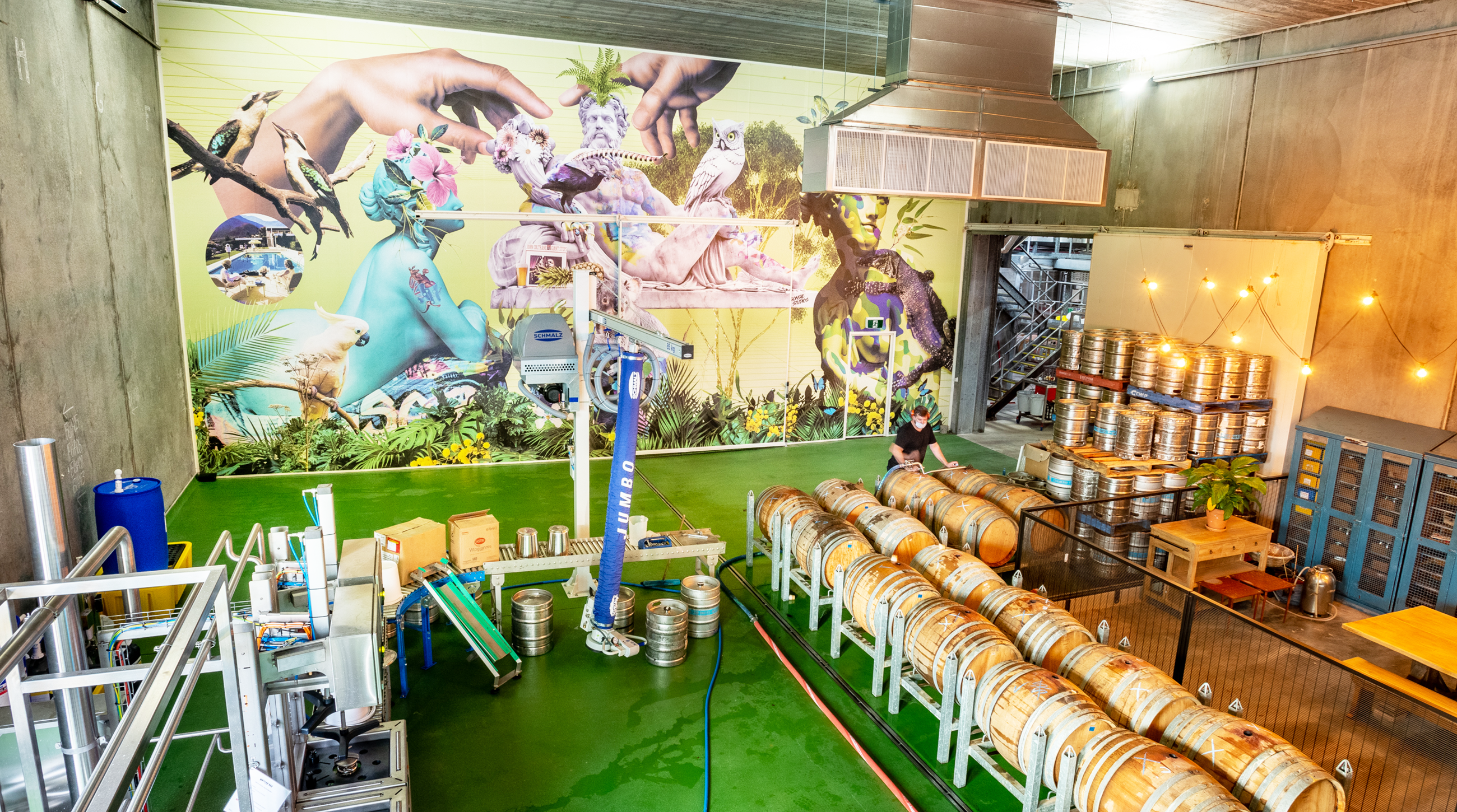 Landscape view of the Matilda Bay Brewery with the mural.